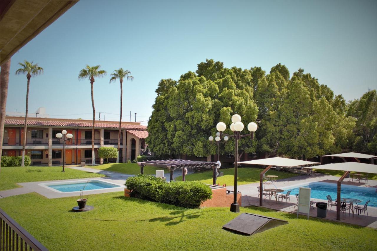 Hotel Colonial Mexicali Ngoại thất bức ảnh