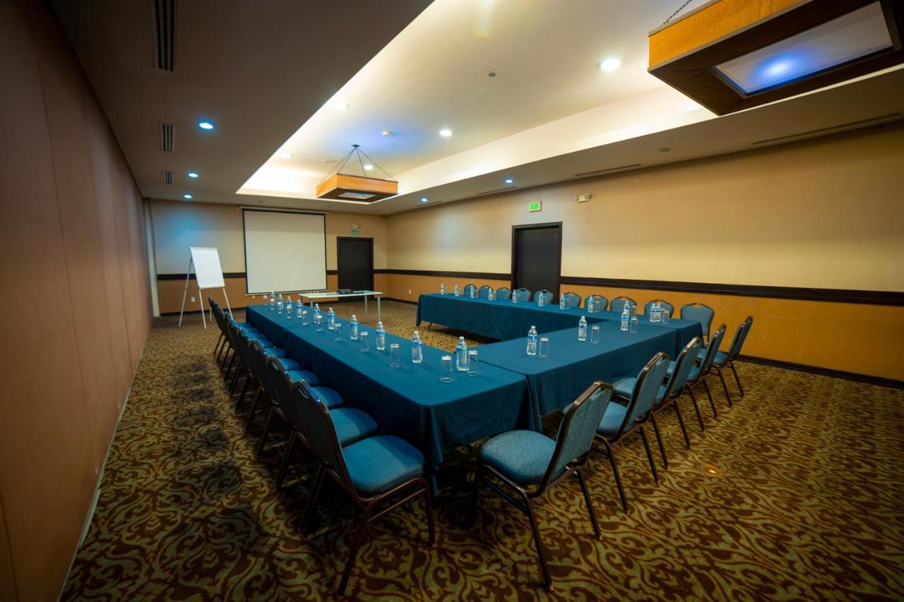 Hotel Colonial Mexicali Ngoại thất bức ảnh