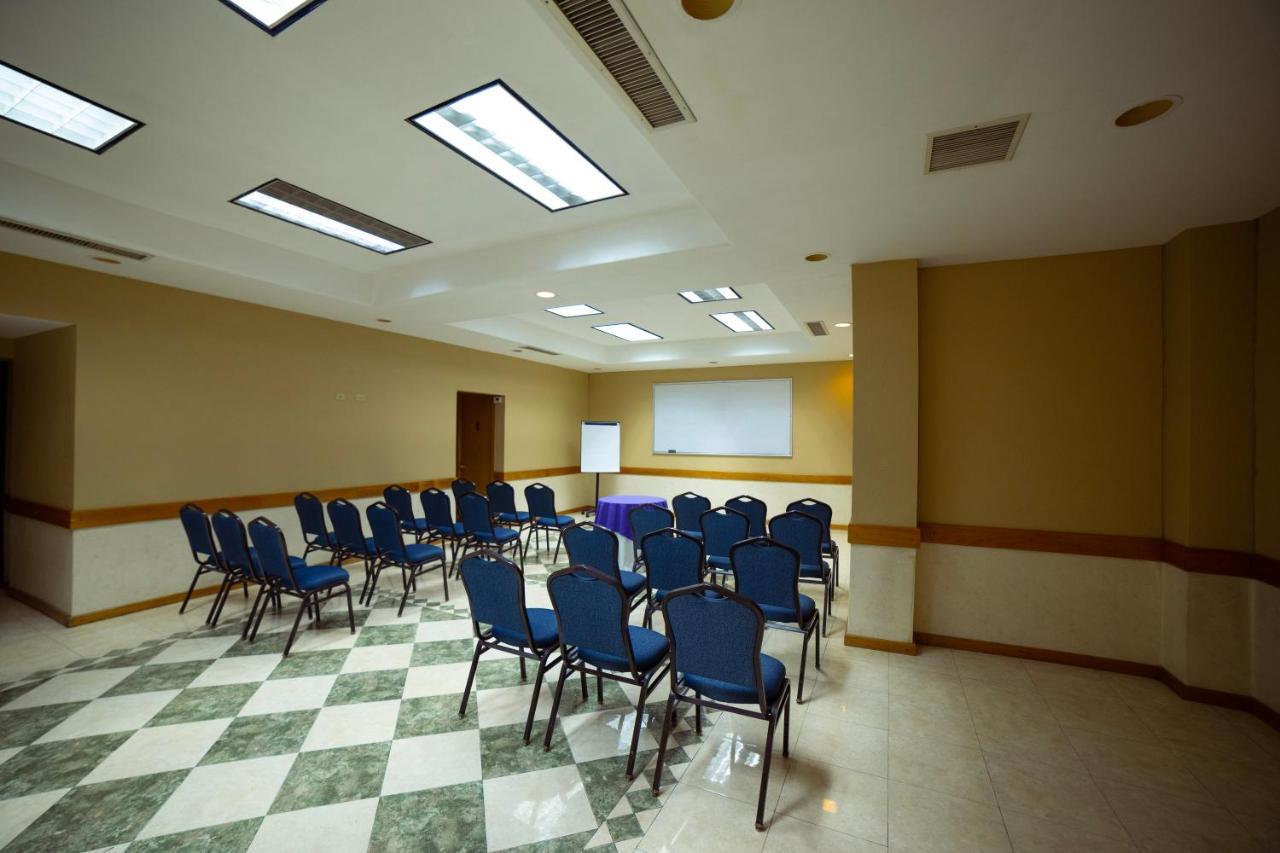 Hotel Colonial Mexicali Ngoại thất bức ảnh